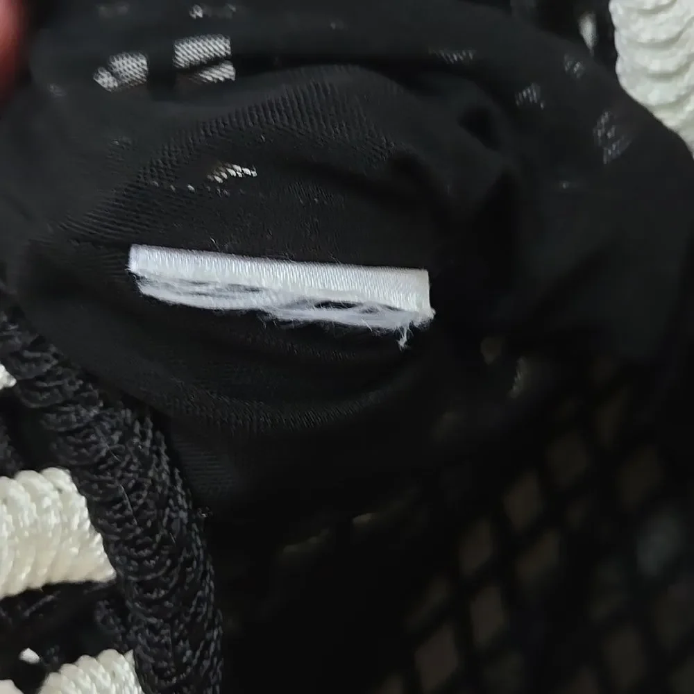 Maje Women's Mesh Crochet Black White Tank Top Size 2 Floral - Picture 7 of 7